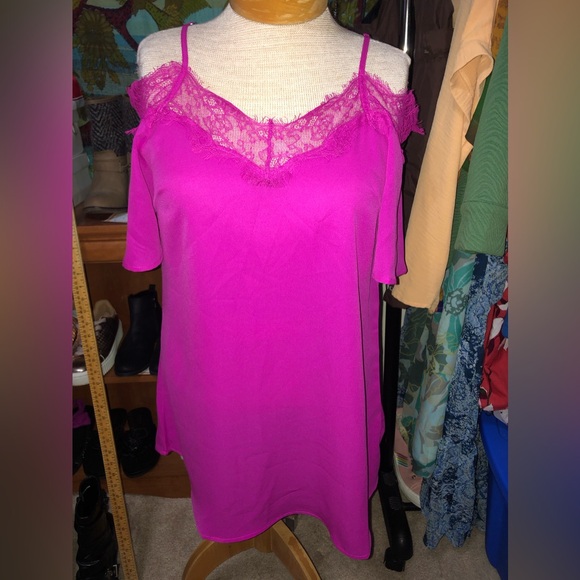 Davi & Dani Boutique Blouse - Picture 1 of 6